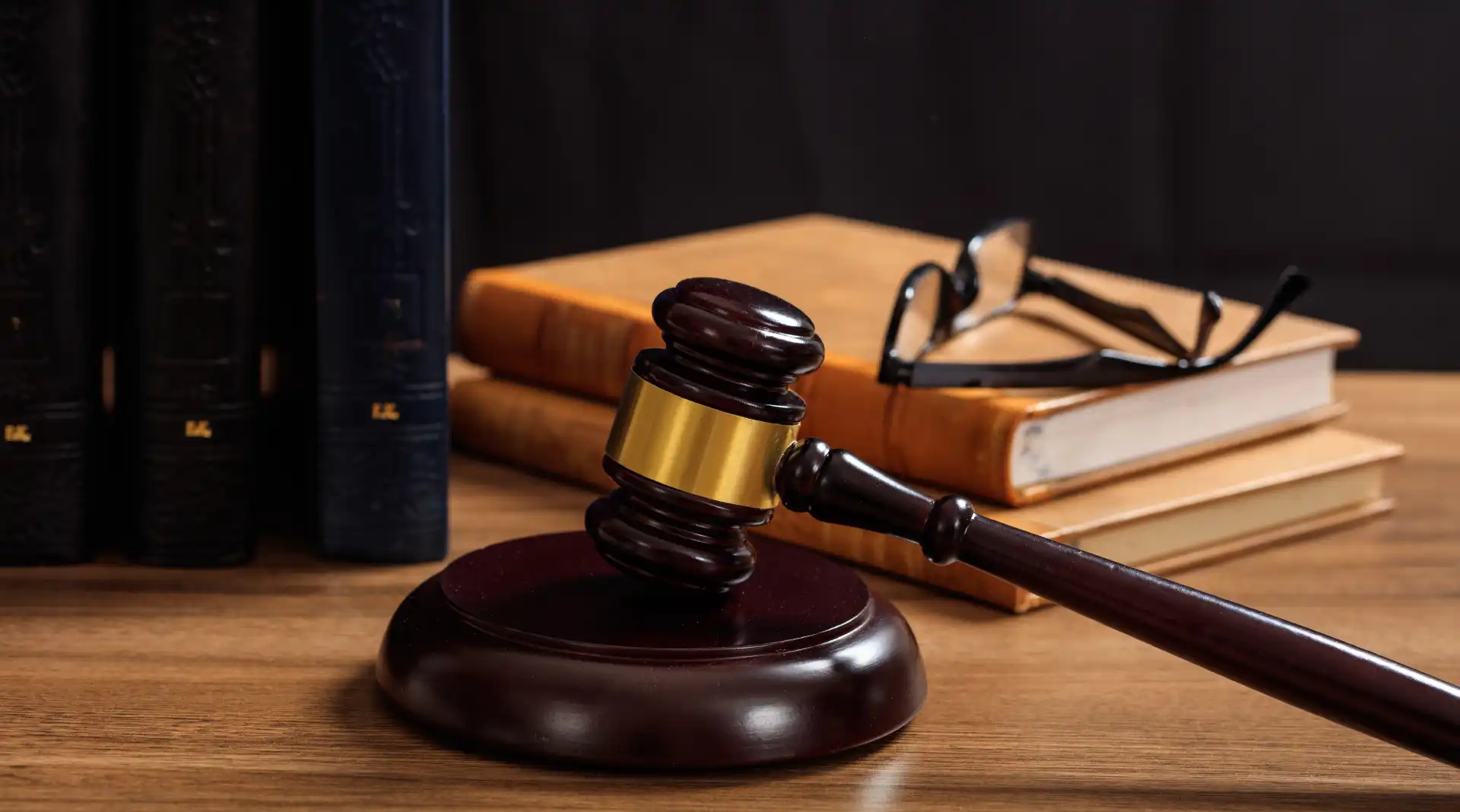 Law and justice gavel on wooden desk 2026 03 17 20 18 12 utc